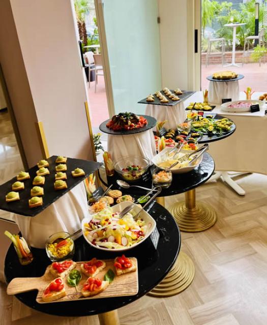 auralivinghotel en breakfast-aperitif 013